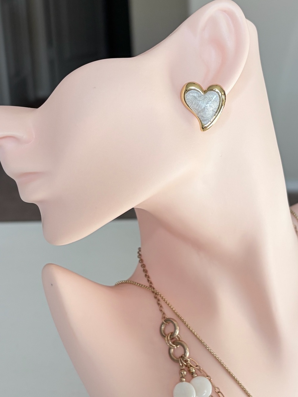 Gold White Heart Mother-of-Pearl Stud Earrings.